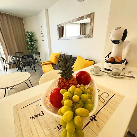 Frente Mar, Playa De Americas 아파트